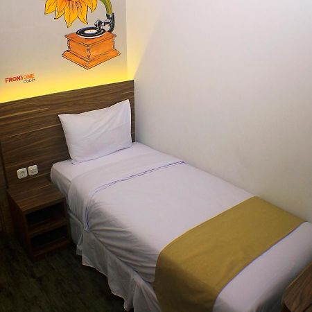 Front One Cabin Malioboro Jogja Jogjacarta Exterior foto